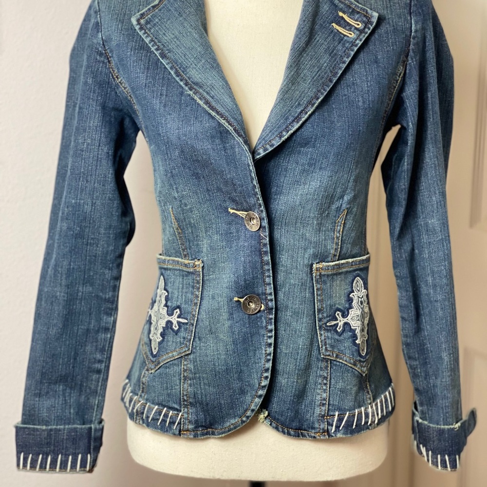 Level 99 distressed denim blazer embroidery pocket